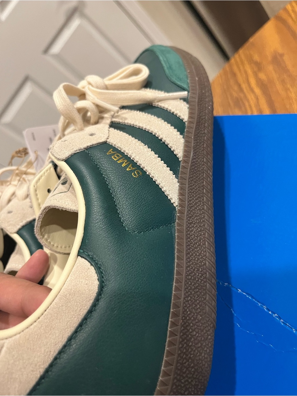 adidas Samba OG Sneakers in Forest Green and Cream - Picture 5 of 6